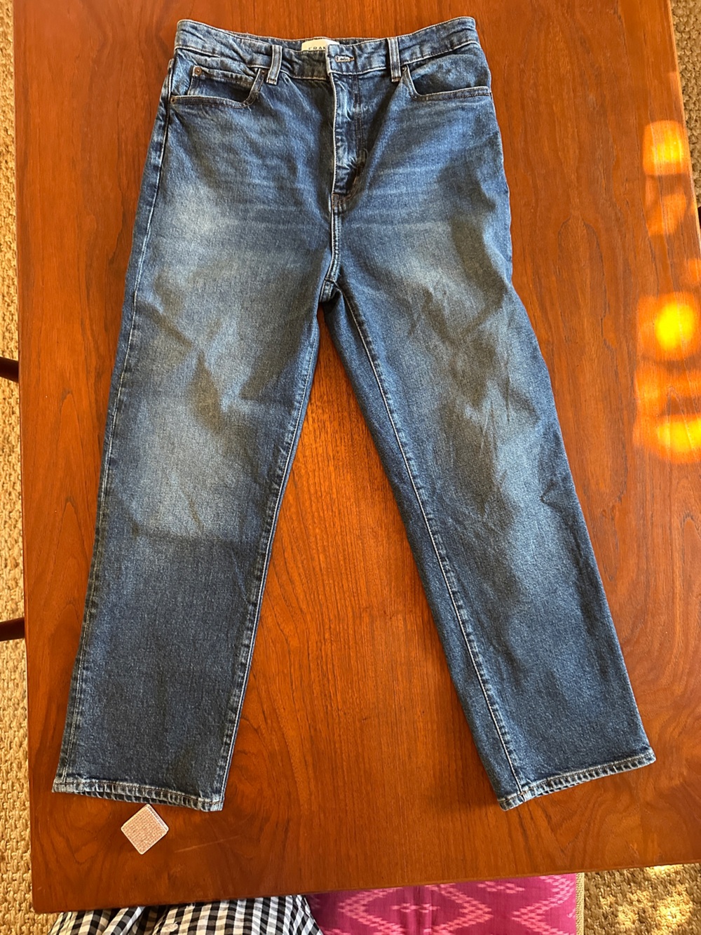 Frame Denim The Ruler Crop Straight Jeans in Blue